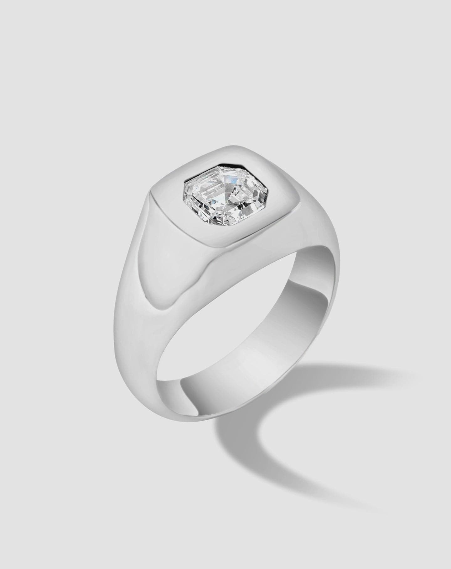 Classic Asscher Signet