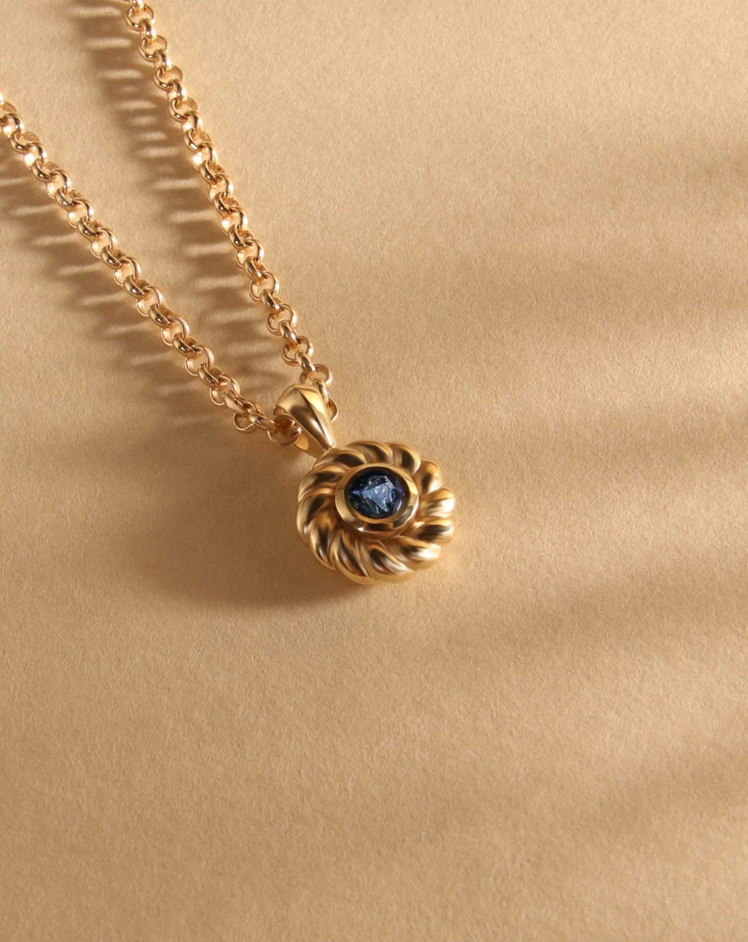 Sapphire Darling Knots Pendant