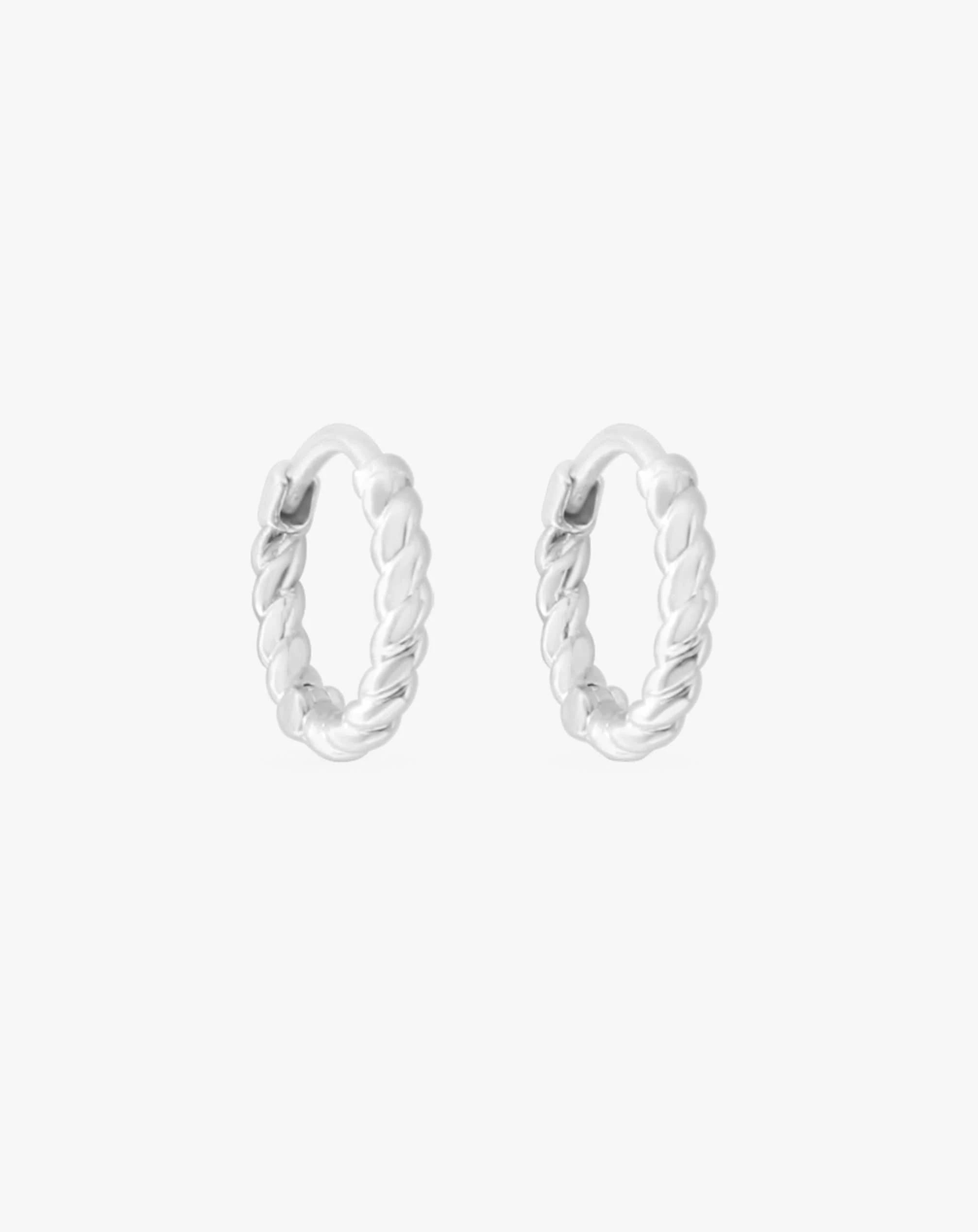 Knots Huggies in White Gold