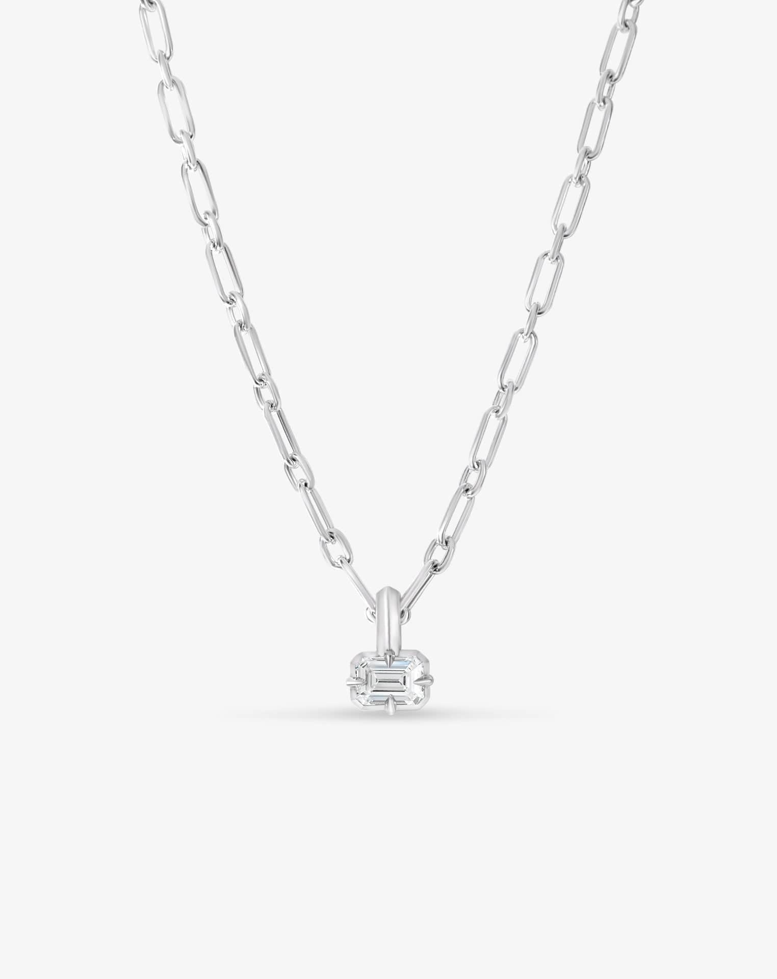 Boussole Emerald Pendant