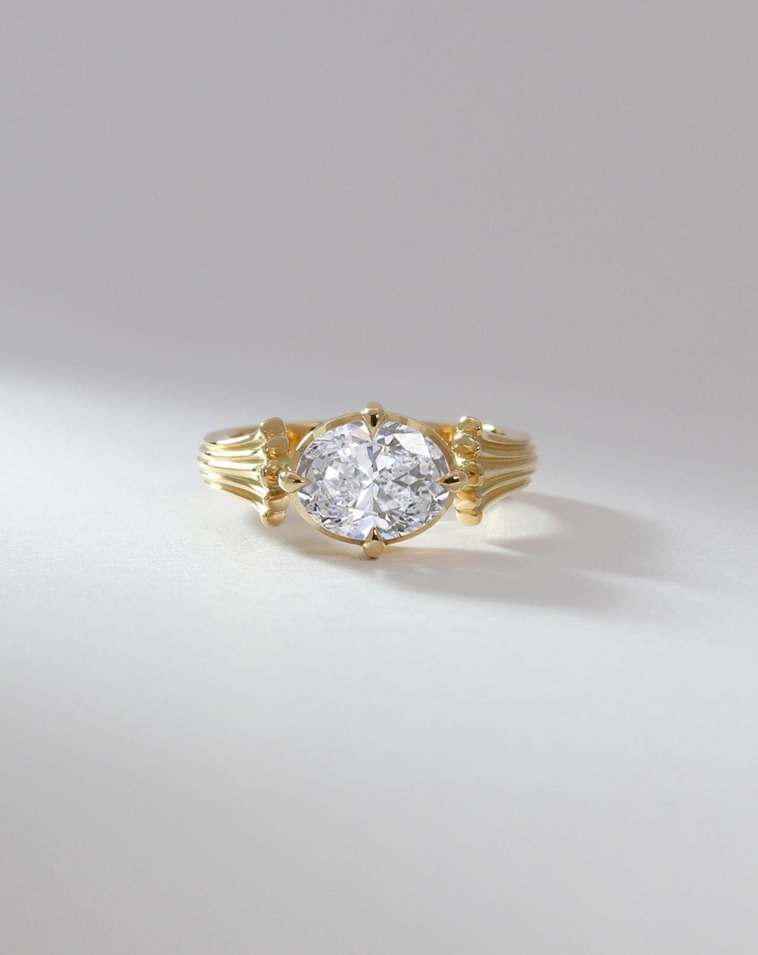 Oval Boussole Solitaire