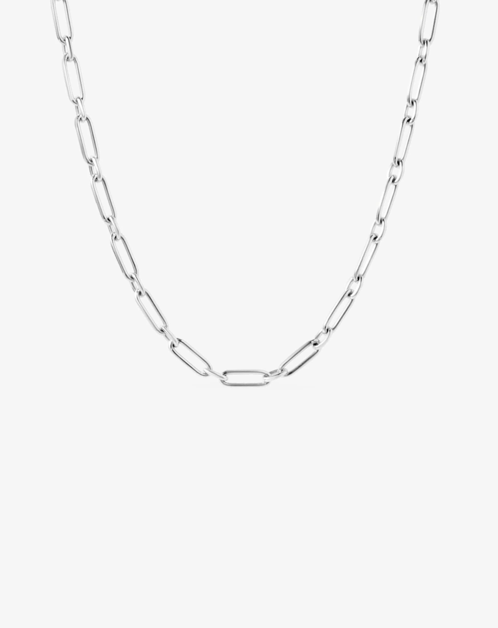 Classic Paper Clip Chain in White Gold