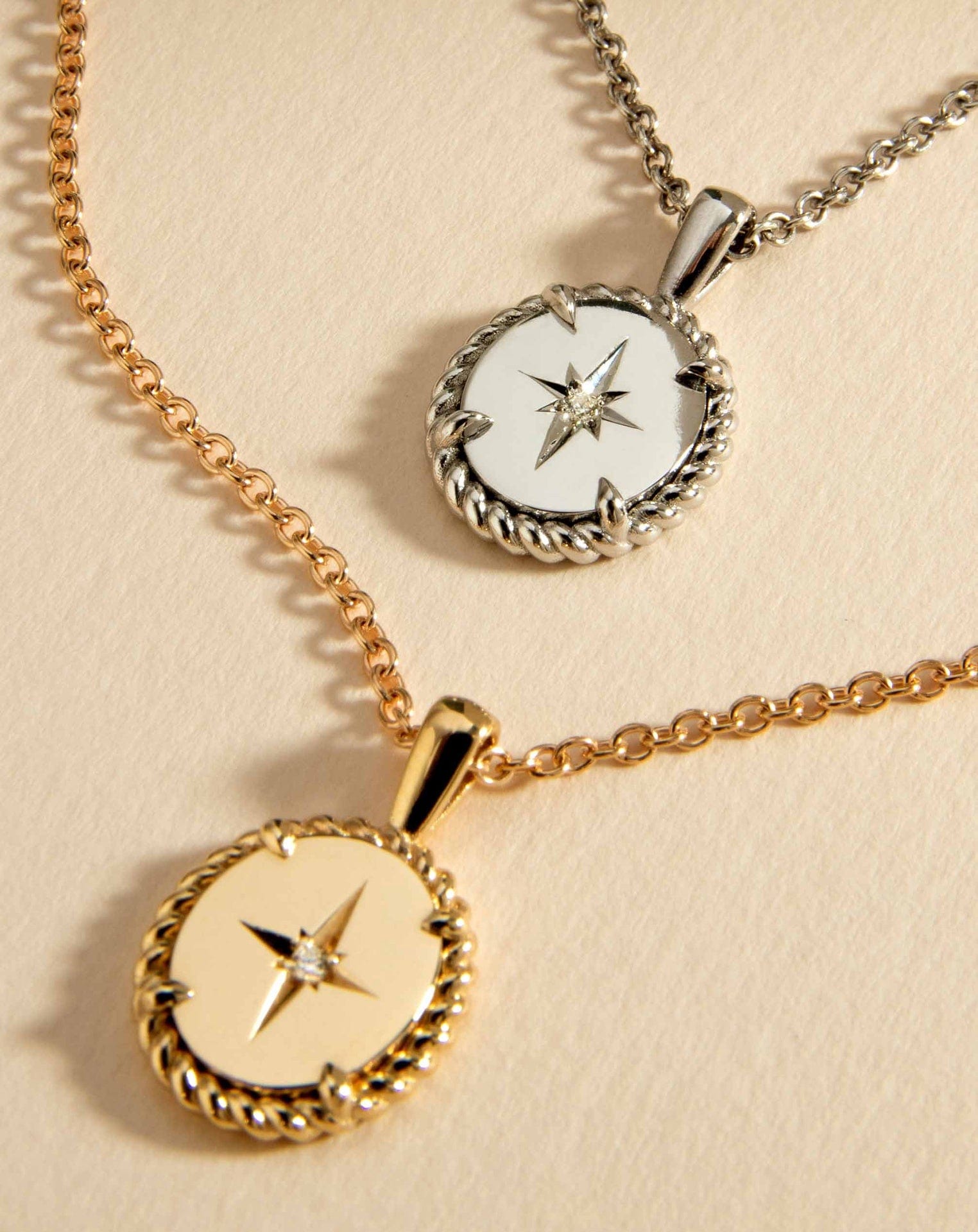 Knots Star Set Pendant
