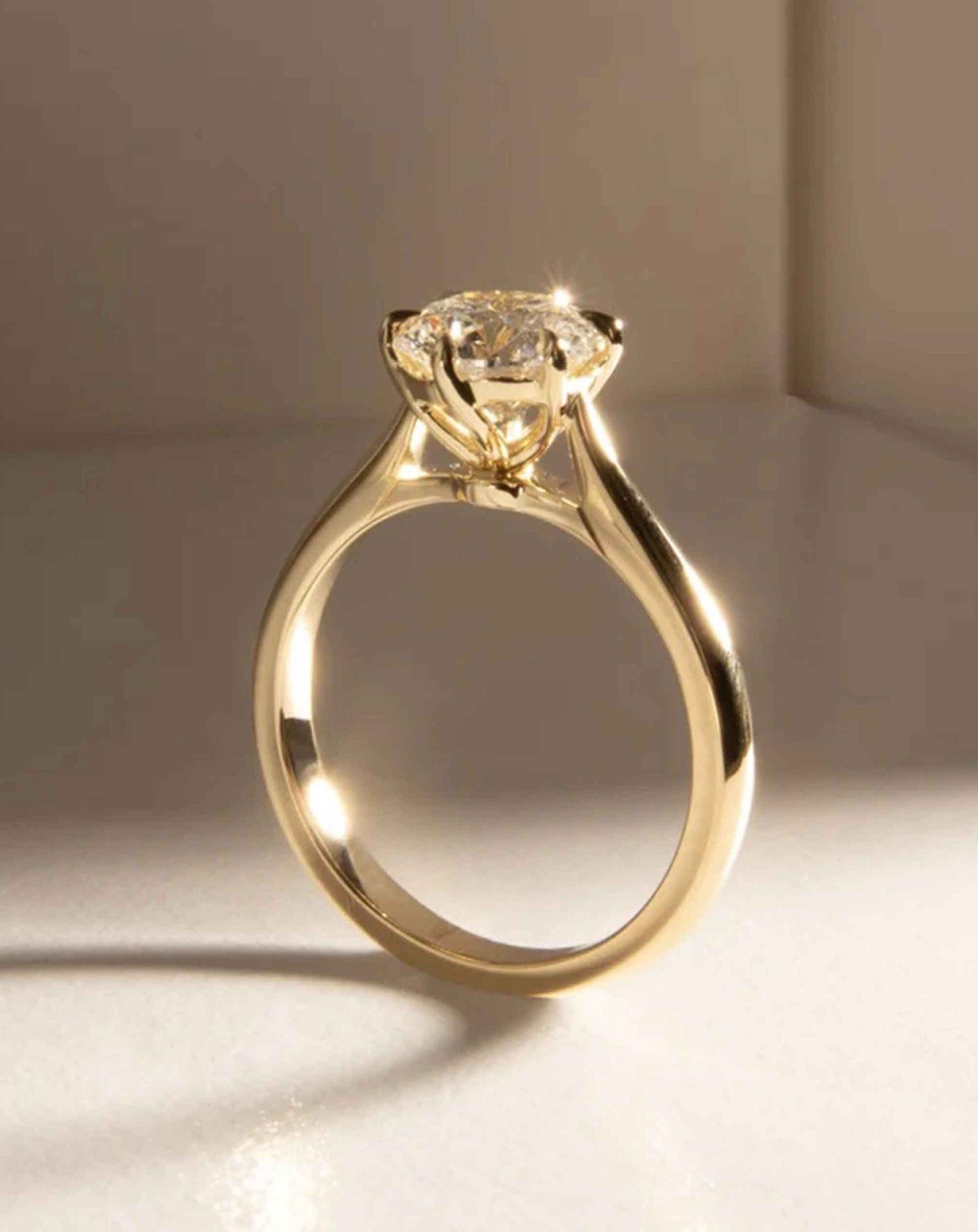 Brilliant Cut Fluid Form Solitaire