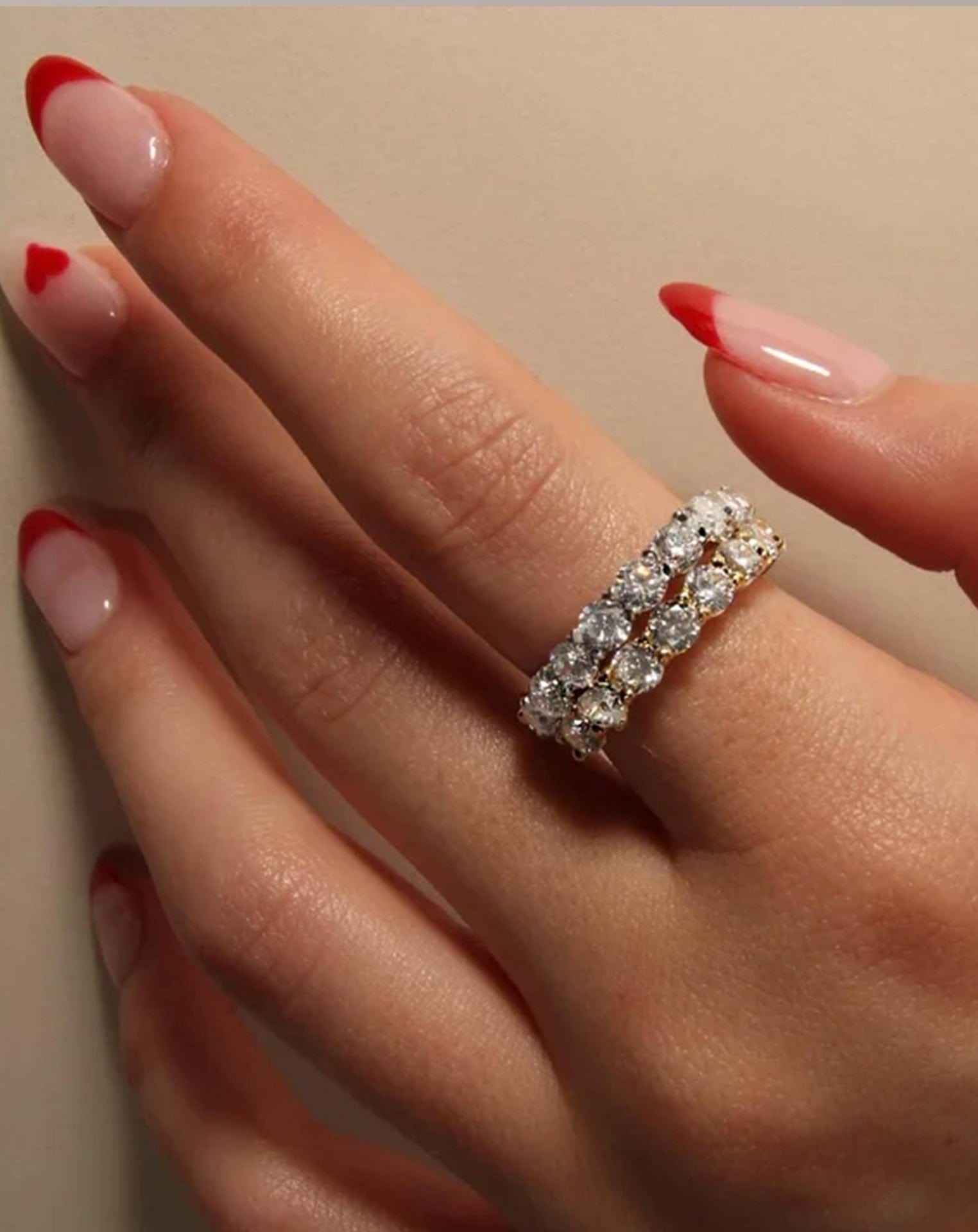 Young at Heart Claw Set Round Diamond Band