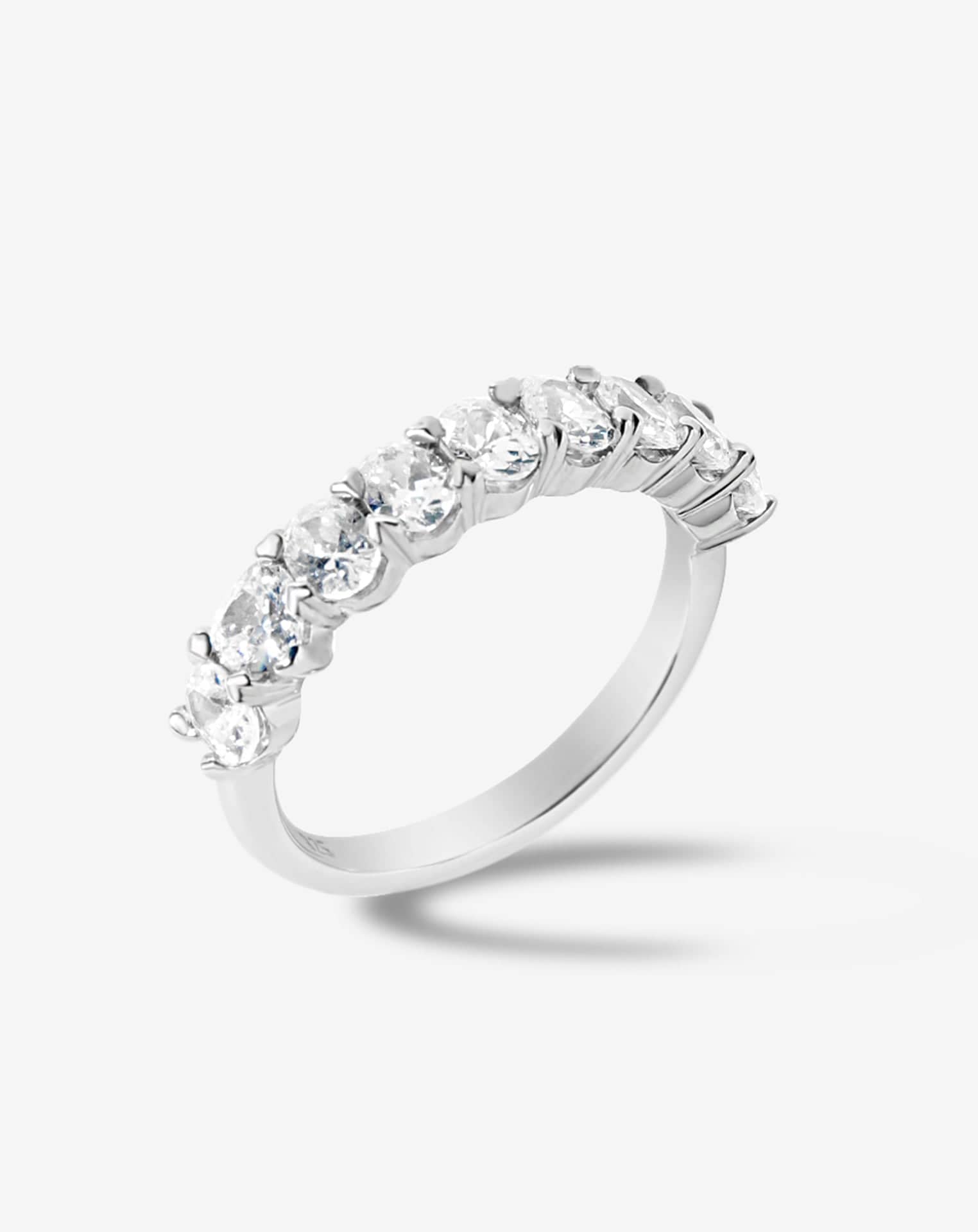 Young at Heart Claw Set Oval Diamond Band